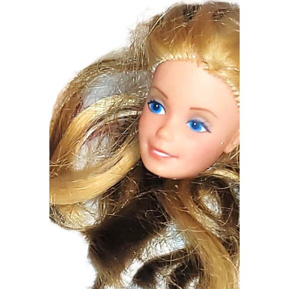 A Vintage Lot of Barbie  & Friends Heads - Picture 9 of 16